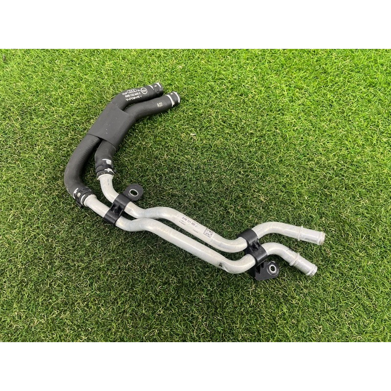 Трубка системы охлаждения (система охлаждения) AUDI A4 B9 2017 2.0 8W0121400B