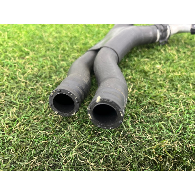 Трубка системы охлаждения (система охлаждения) AUDI A4 B9 2017 2.0 8W0121400B