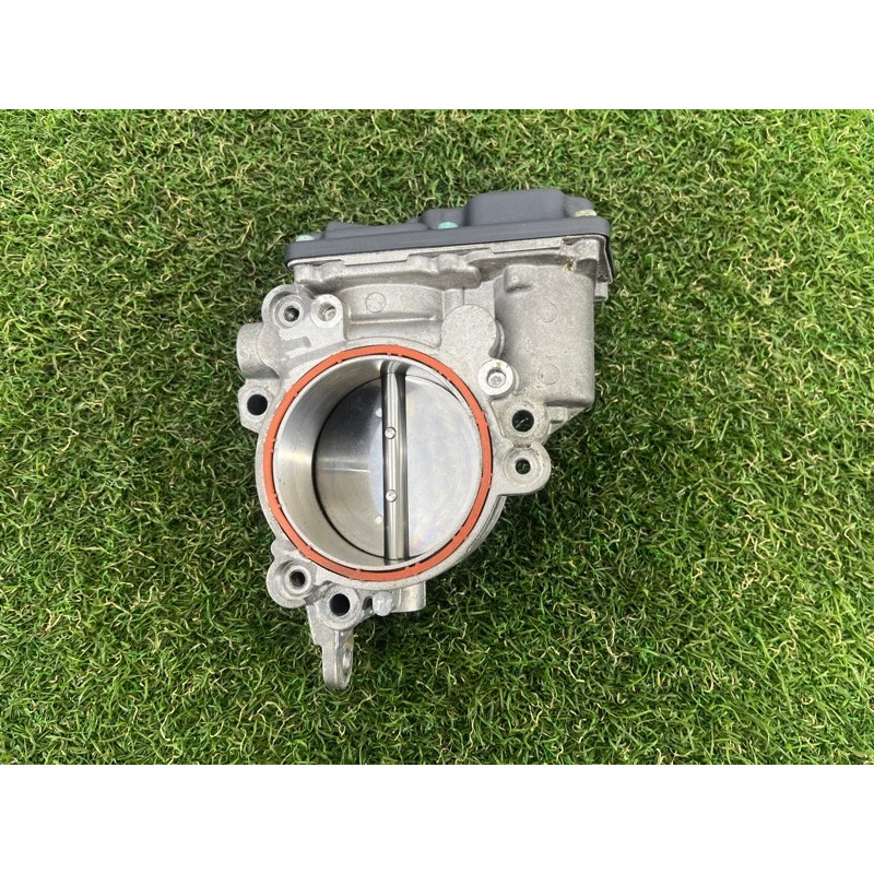 Дросельна заслонка (електрика двигуна) BMW 5-series G30 2017 2.0 B46B20 13548601651