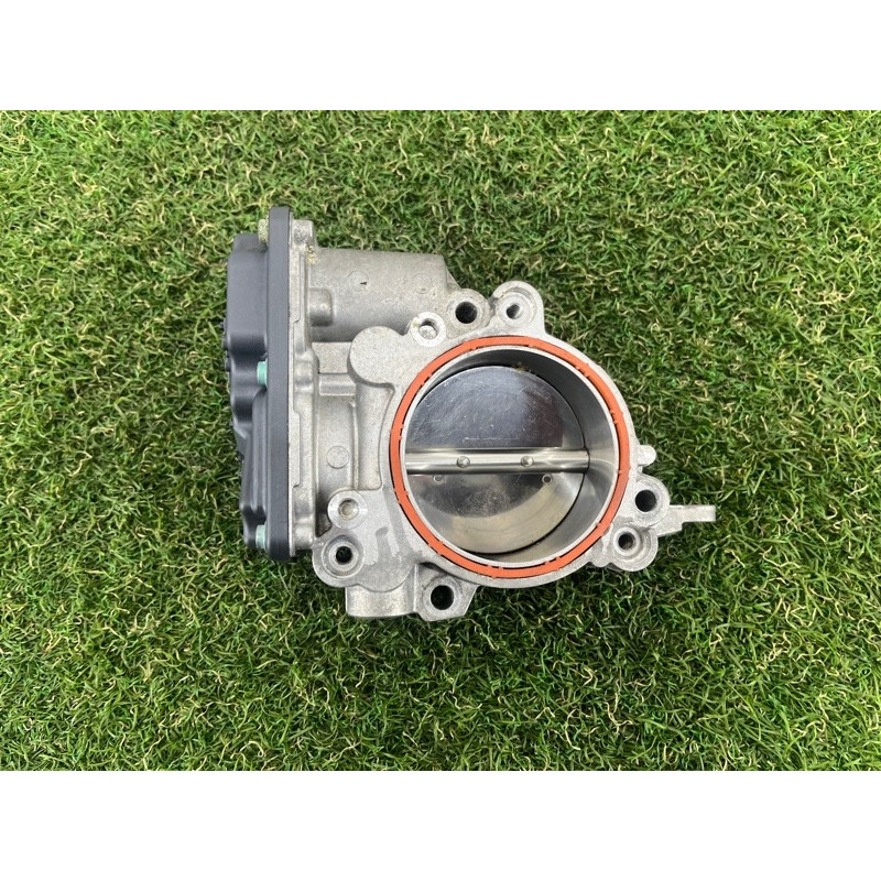 Дросельна заслонка (електрика двигуна) BMW 5-series G30 2017 2.0 B46B20 13548601651