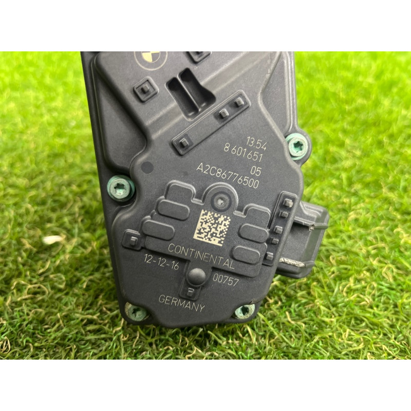 Дросельна заслонка (електрика двигуна) BMW 5-series G30 2017 2.0 B46B20 13548601651