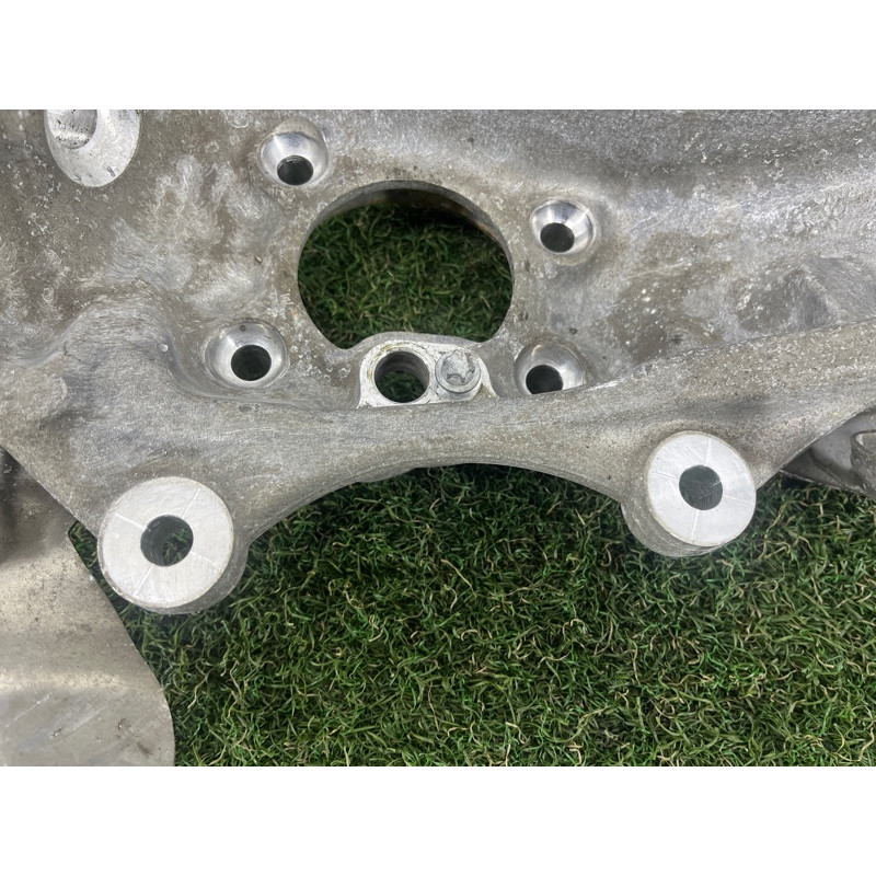 Поворотний кулак (підвіска) BMW 5-series G30 2017 2.0 B46B20 31206884382