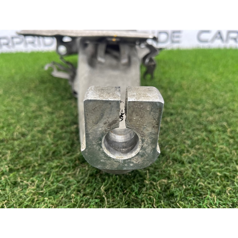 Поворотний кулак (підвіска) BMW 5-series G30 2017 2.0 B46B20 31206884382