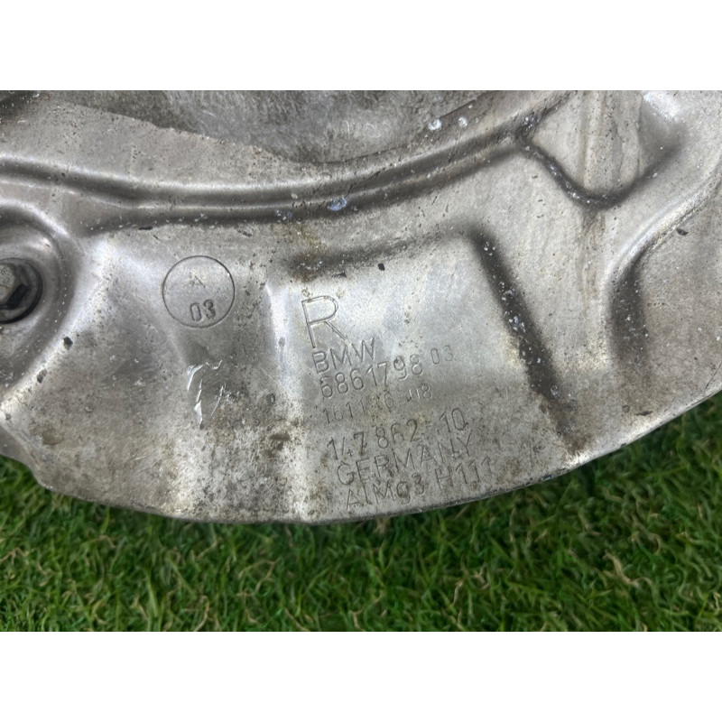 Поворотний кулак (підвіска) BMW 5-series G30 2017 2.0 B46B20 31206884382