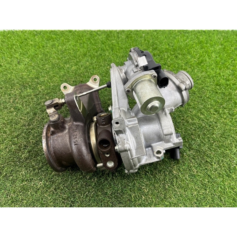 Турбина (выпускная система) AUDI A3 8V 2015 1.8 06K145713E