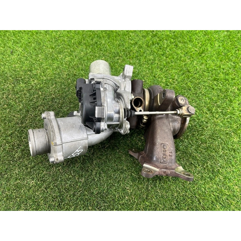 Турбина (выпускная система) AUDI A3 8V 2015 1.8 06K145713E