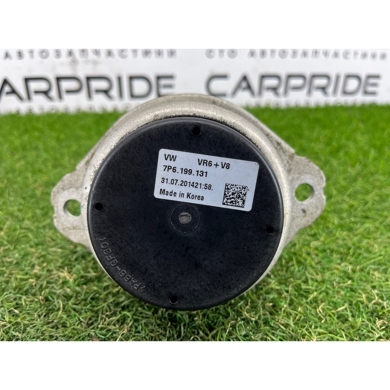Подушка двигателя (двигатель и элементы) Volkswagen Touareg FL 2015 3.6 7P6199131