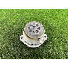 Подушка двигателя