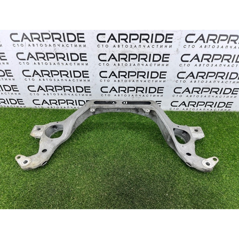 Кронштейн двигателя (кронштейны двигателя) Volkswagen Touareg FL 2015 3.6 7P0199207A