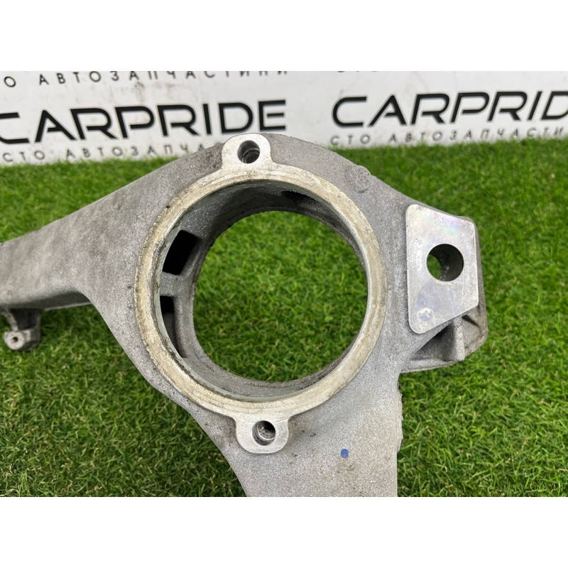 Кронштейн двигателя (кронштейны двигателя) Volkswagen Touareg FL 2015 3.6 7P0199207A