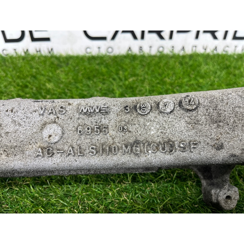 Кронштейн двигателя (кронштейны двигателя) Volkswagen Touareg FL 2015 3.6 7P0199207A