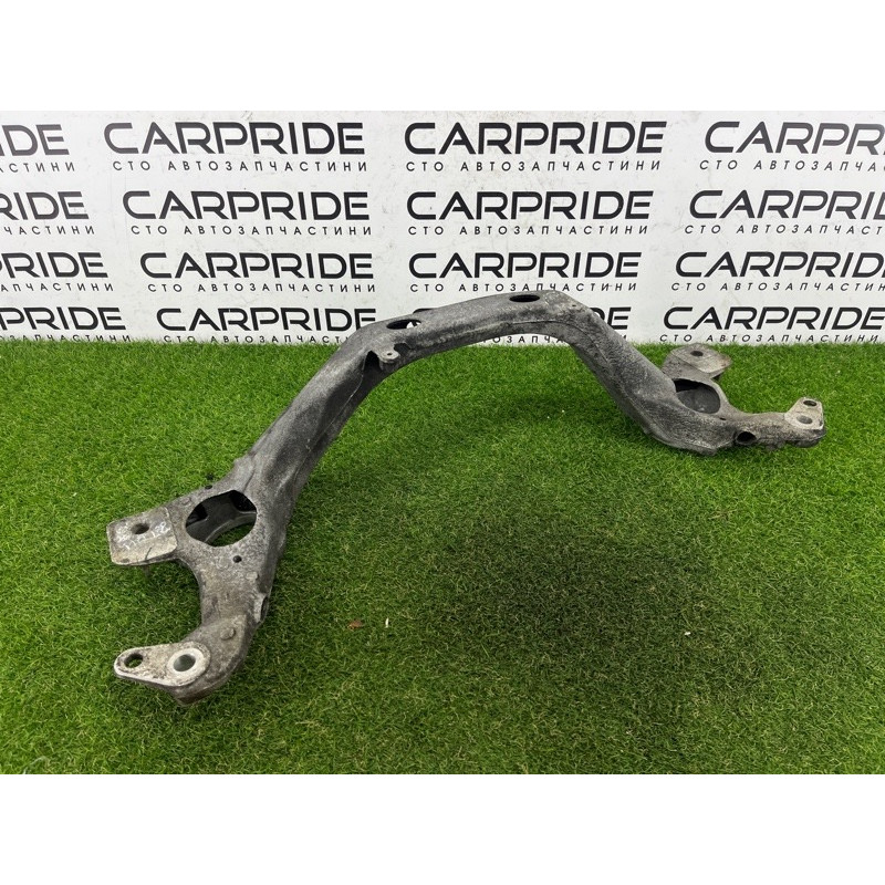 Кронштейн подушки двигателя (кронштейны двигателя) Volkswagen Touareg II NF 2013 3.0 7L8199207A