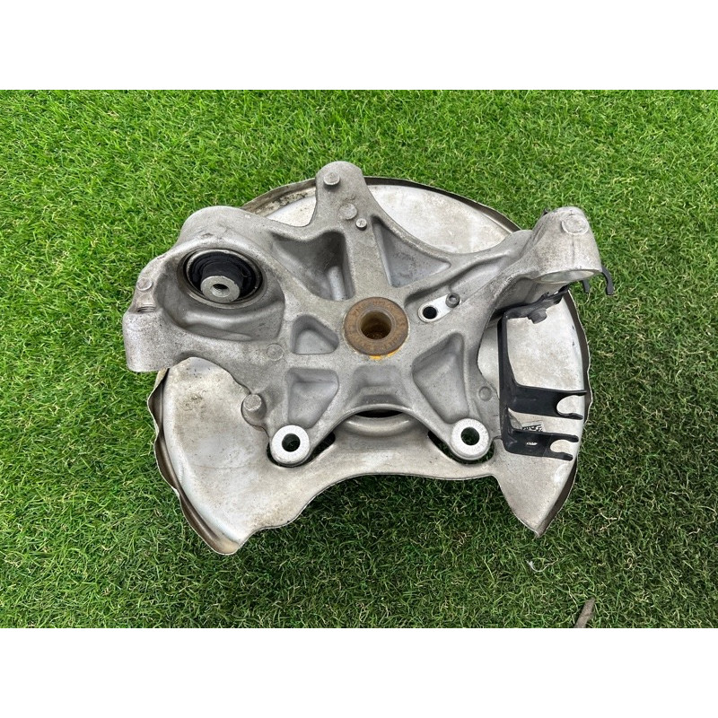 Цапфа подвески (подвеска) AUDI A4 B9 2017 2.0 8W0505431T