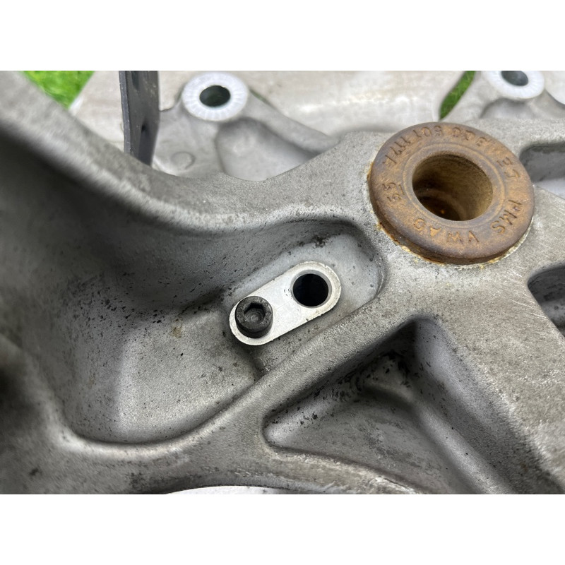 Цапфа подвески (подвеска) AUDI A4 B9 2017 2.0 8W0505431T