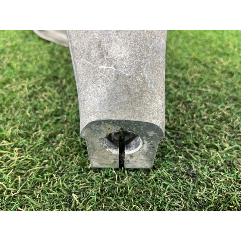 Поворотний кулак (підвіска) BMW 5-series G30 2017 2.0 B46B20 31206884381