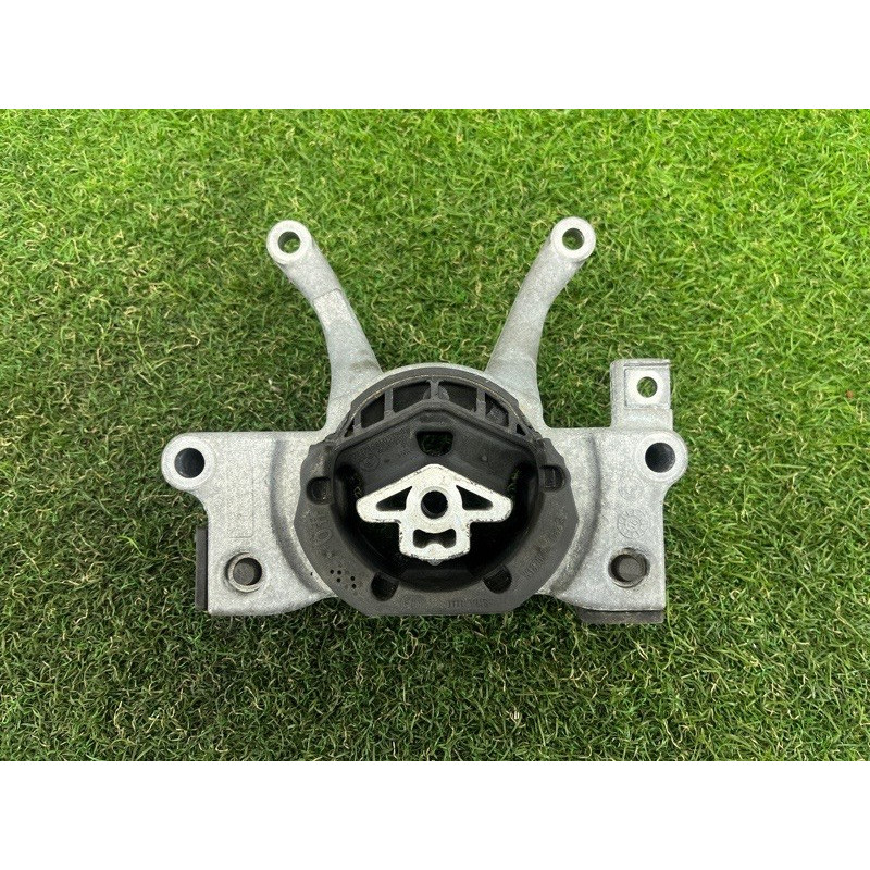Подушка КПП (трансмісія) BMW 5-series G30 2017 2.0 B46B20 22326862577
