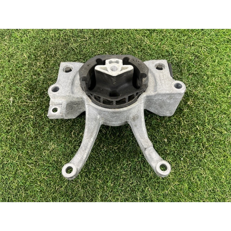 Подушка КПП (трансмісія) BMW 5-series G30 2017 2.0 B46B20 22326862577