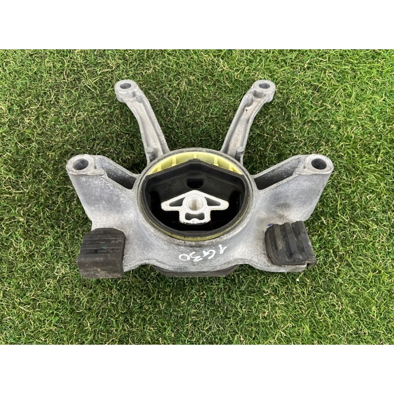 Подушка КПП (трансмісія) BMW 5-series G30 2017 2.0 B46B20 22326862577