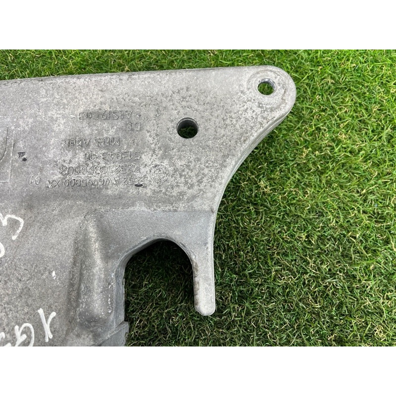 Кронштейн КПП (трансмісія) BMW 5-series G30 2017 2.0 B46B20 22319485330