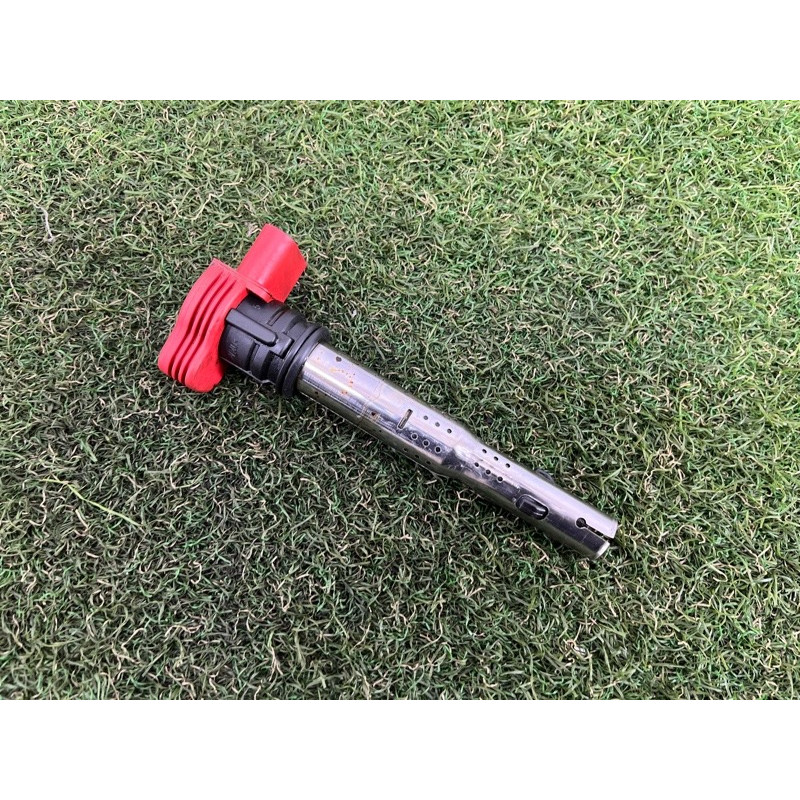 Катушка зажигания (электрика двигателя) AUDI Q5 8R 2012 3.2 CALB 06E905115E