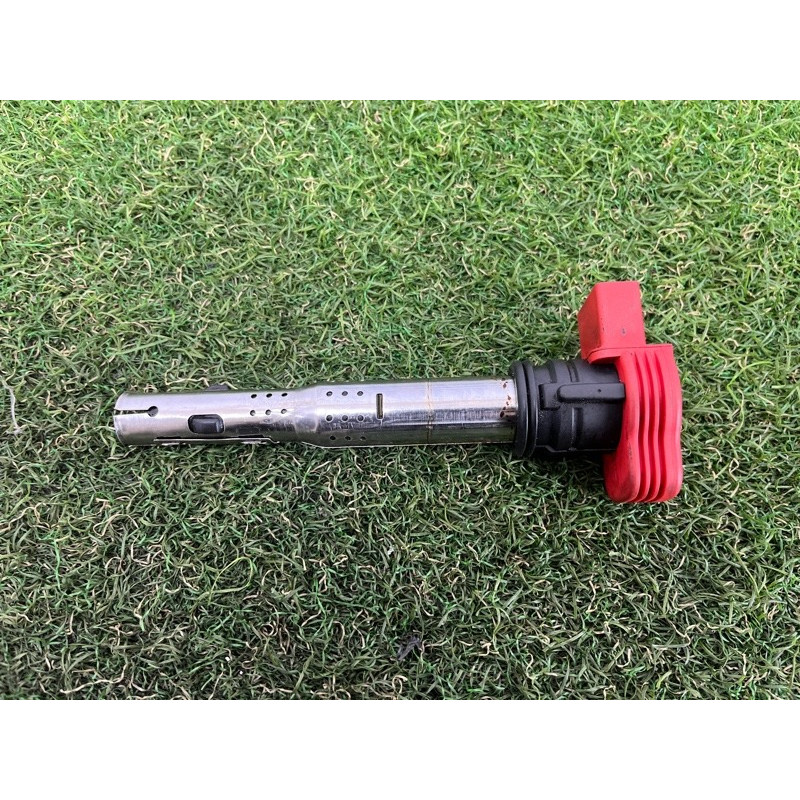 Катушка зажигания (электрика двигателя) AUDI Q5 8R 2012 3.2 CALB 06E905115E