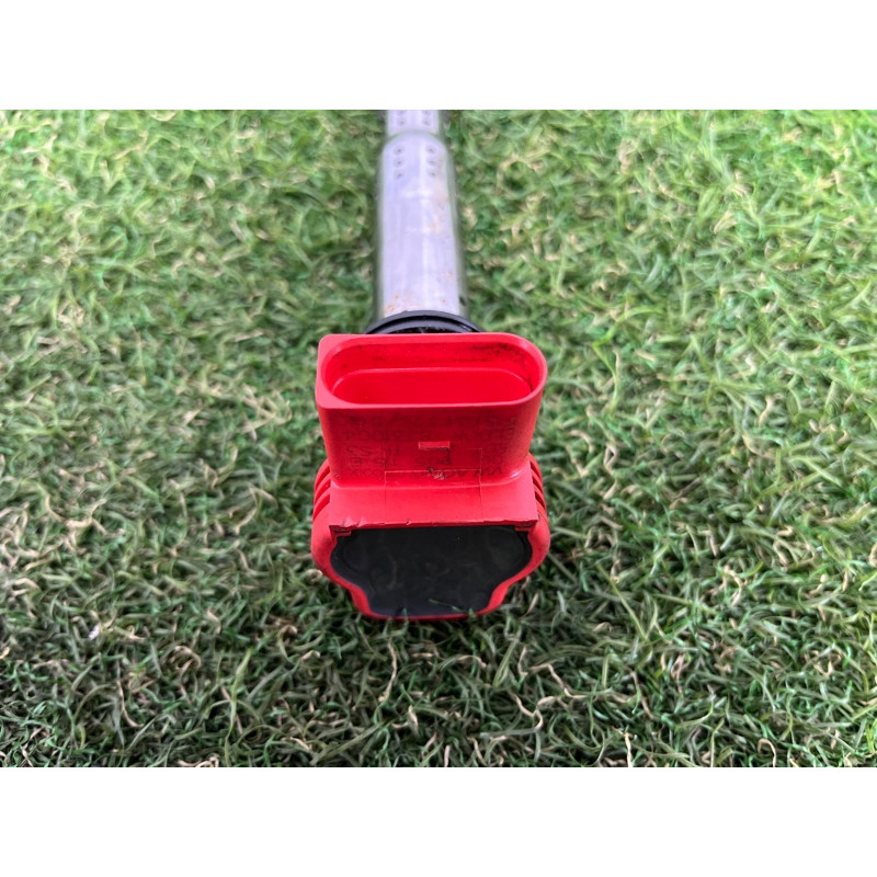 Катушка зажигания (электрика двигателя) AUDI Q5 8R 2012 3.2 CALB 06E905115E