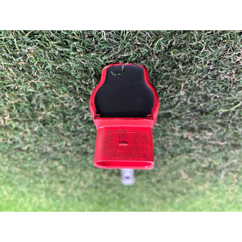 Катушка зажигания (электрика двигателя) AUDI Q5 8R 2012 3.2 CALB 06E905115E