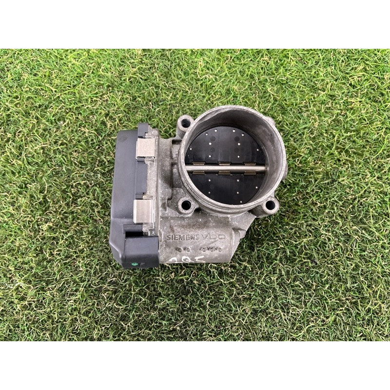 Дроссельная заслонка (электрика двигателя) AUDI Q5 8R 2012 3.2 CALB 06E133062G