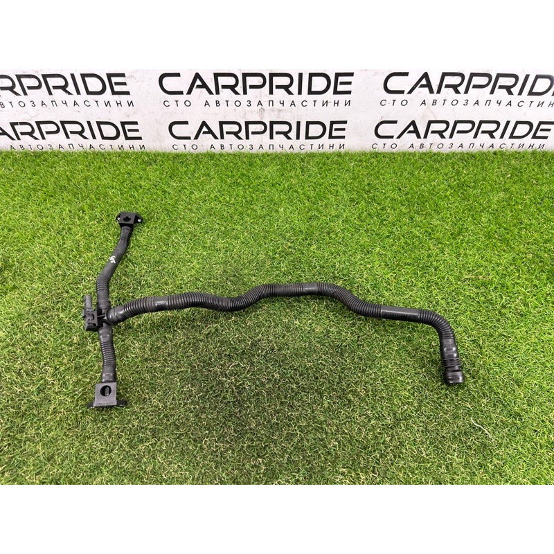 Трубка рецеркуляции воздуха (двигатель и элементы) AUDI Q5 8R 2012 3.2 CALB 06E131143AK