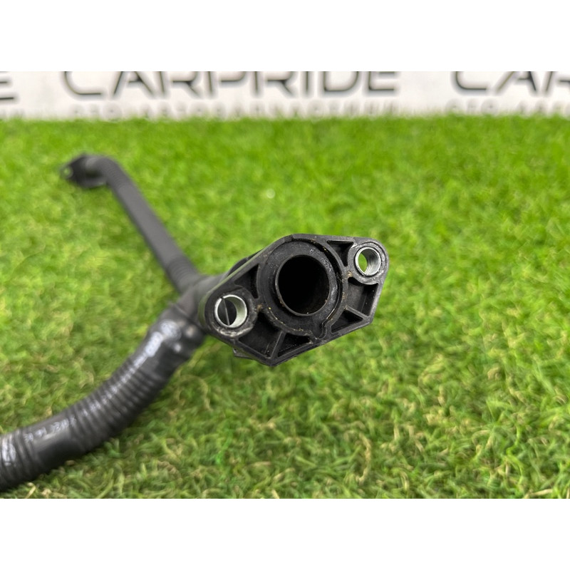 Трубка рецеркуляции воздуха (двигатель и элементы) AUDI Q5 8R 2012 3.2 CALB 06E131143AK