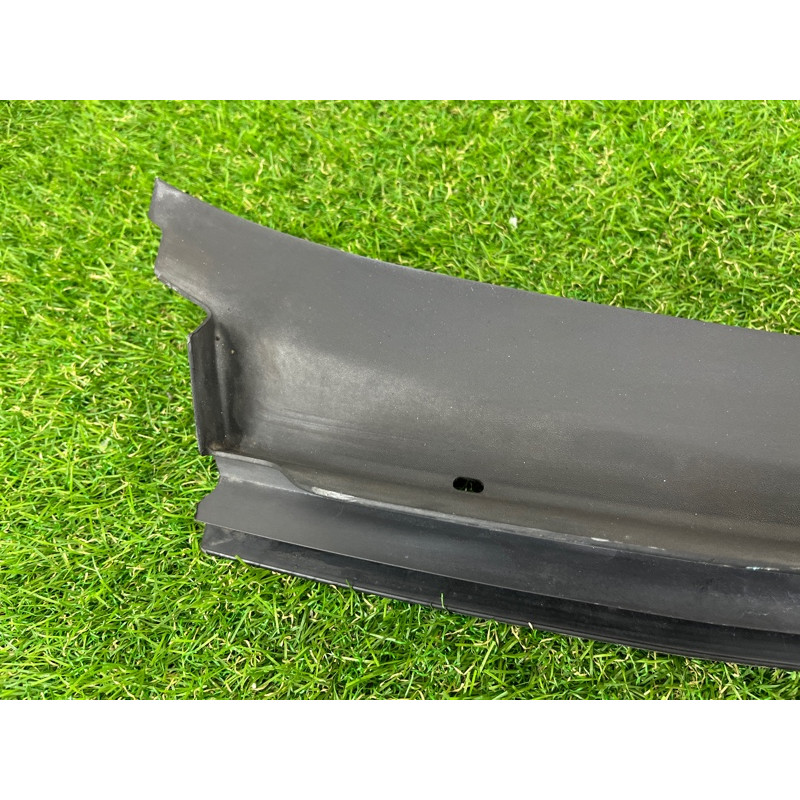 Жабо (кузов и элементы) AUDI Q5 8R 2012 3.2 CALB 8R181940301C