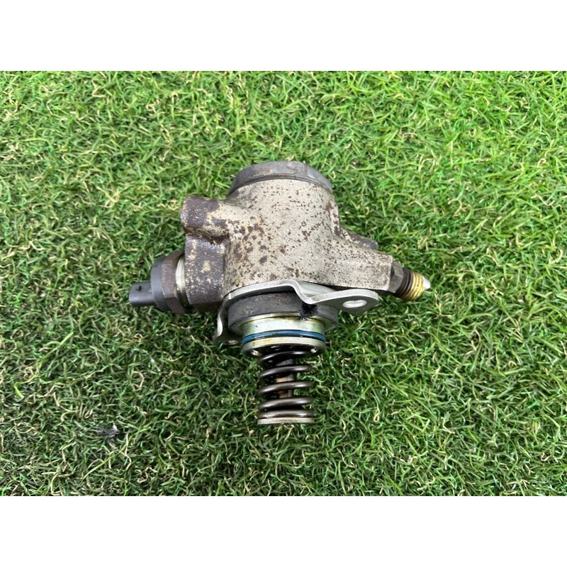 ТНВД (топливная система) AUDI Q5 8R 2012 3.2 CALB 06E127025Q