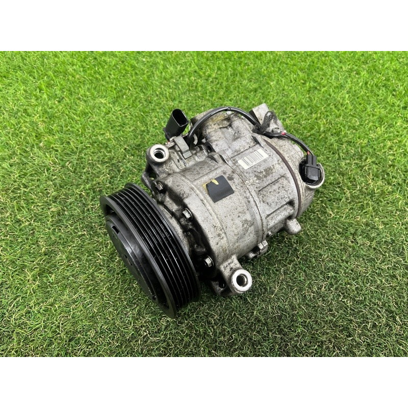 Компрессор кондиционера (отопление и кондиционирование) AUDI Q5 8R 2012 3.2 CALB 8K0260805K