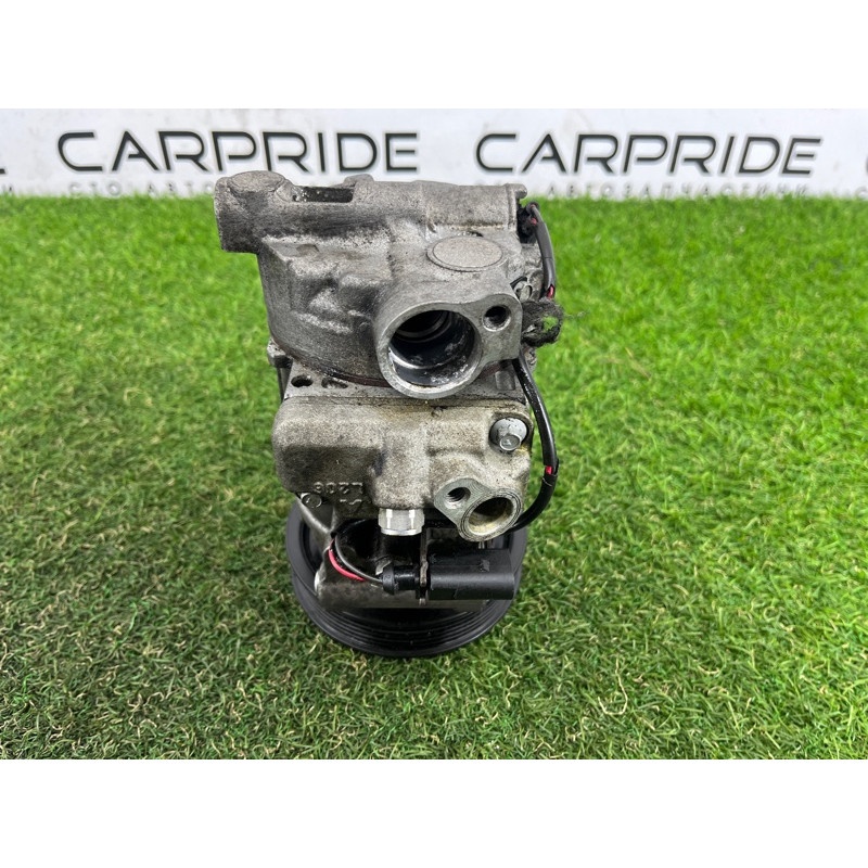 Компрессор кондиционера (отопление и кондиционирование) AUDI Q5 8R 2012 3.2 CALB 8K0260805K