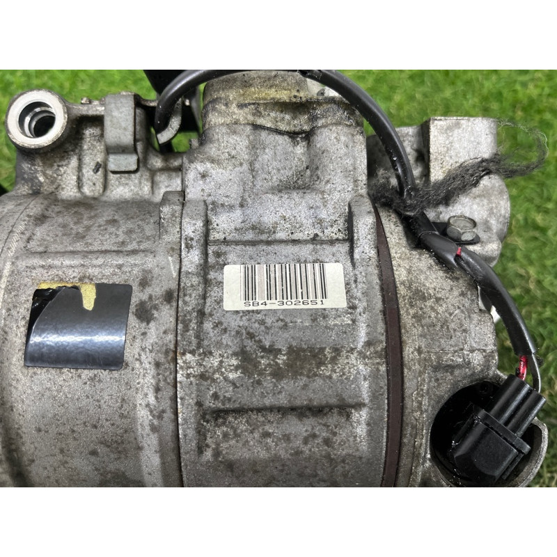 Компрессор кондиционера (отопление и кондиционирование) AUDI Q5 8R 2012 3.2 CALB 8K0260805K