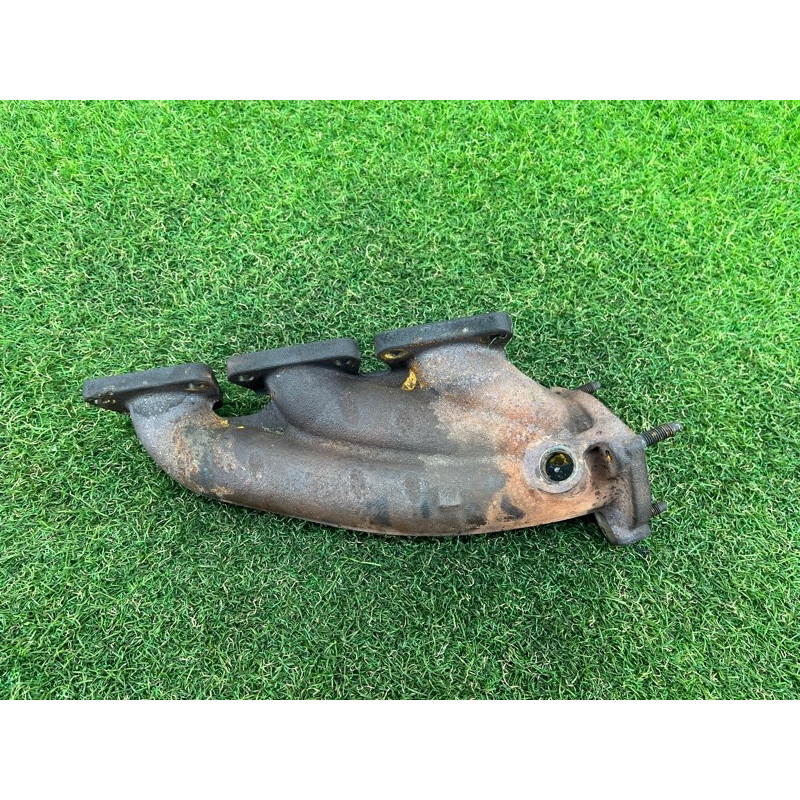 Коллектор выпускной (выпускная система) AUDI Q5 8R 2012 3.2 CALB 06E253031K