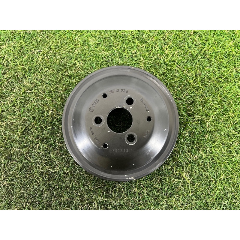 Шкив насоса гидроусилителя (рулевое управление) AUDI Q5 8R 2012 3.2 CALB 06E145255B