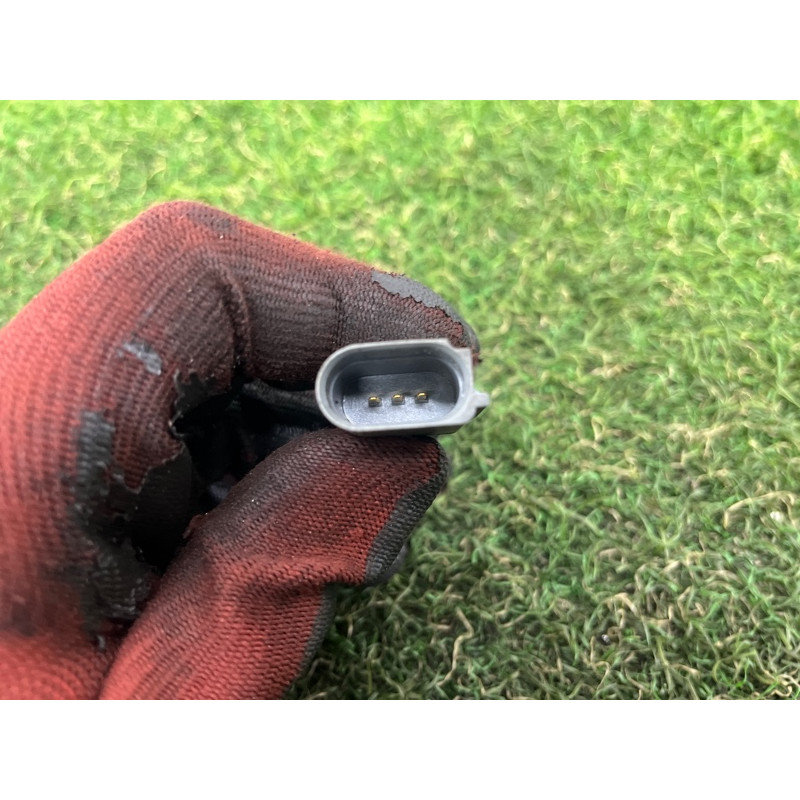 Датчик детонации (электрика двигателя) AUDI Q5 8R 2012 3.2 CALB 06E905377C