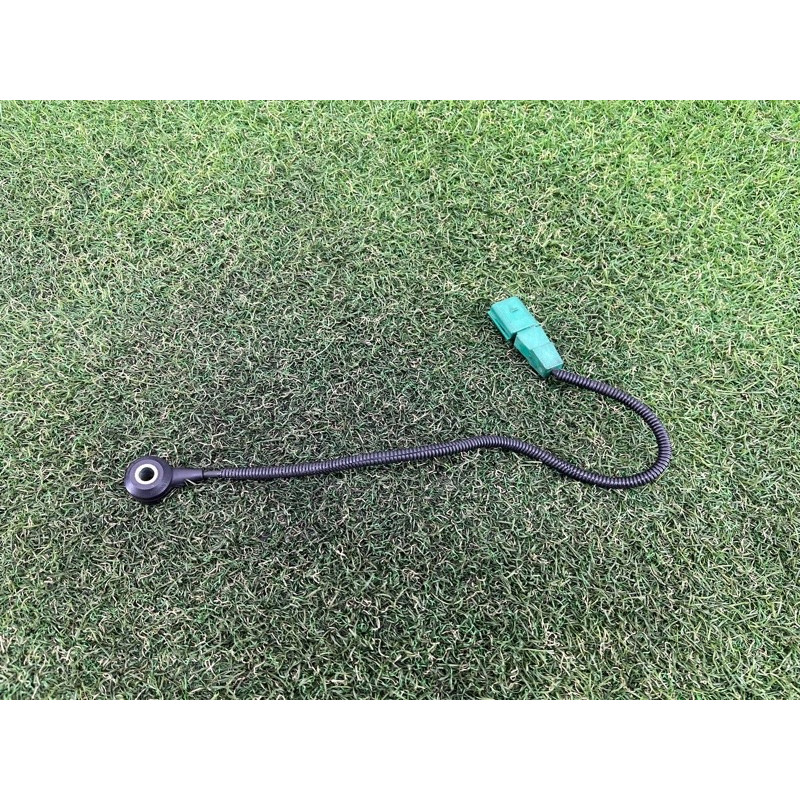 Датчик детонации (электрика двигателя) AUDI Q5 8R 2012 3.2 CALB 06E905377A