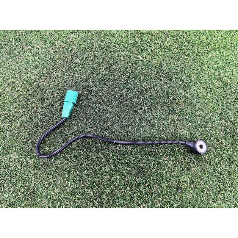 Датчик детонации (электрика двигателя) AUDI Q5 8R 2012 3.2 CALB 06E905377A