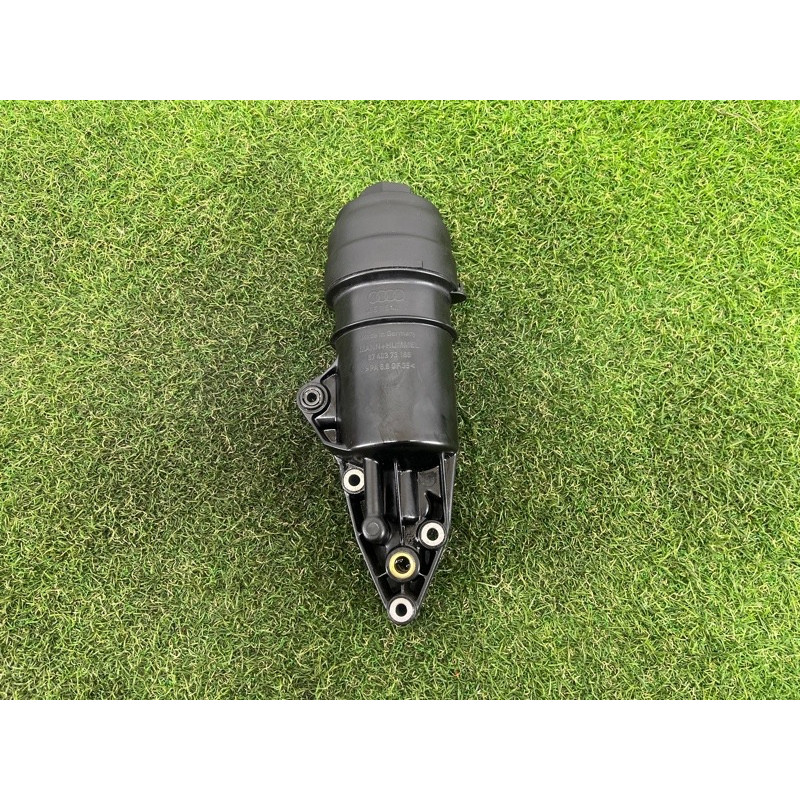 Корпус масляного фильтра (двигатель и элементы) AUDI Q5 8R 2012 3.2 CALB 06E115405C