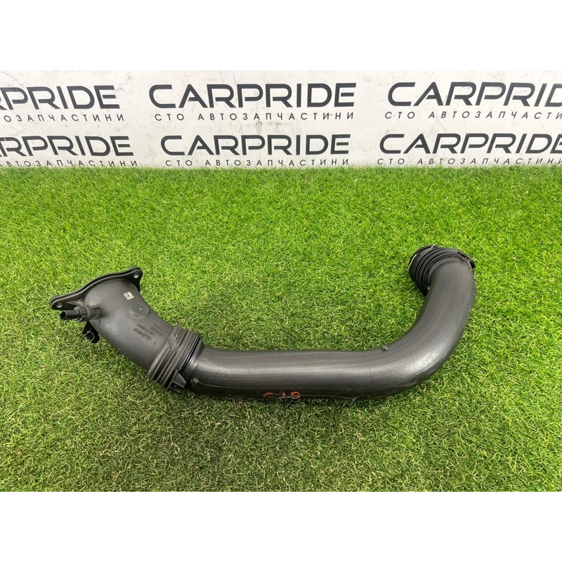 Патрубок інтеркулера (двигун та елементи) BMW 5-series G30 2017 2.0 B46B20 13718601683