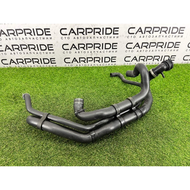 Патрубок (система охлаждения) Volkswagen Touareg FL 2015 3.6 7P6122101M