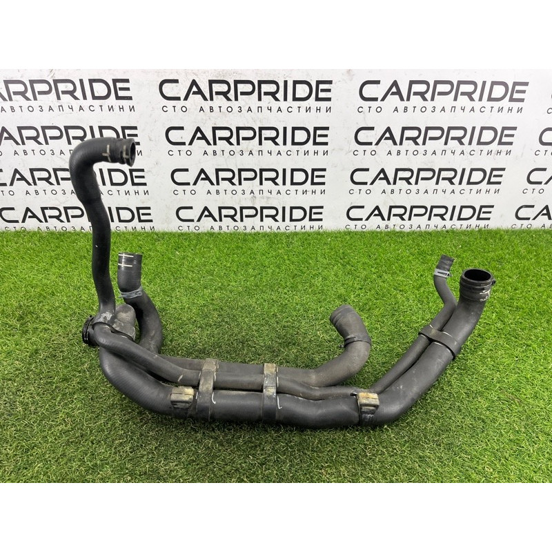 Патрубок (система охлаждения) Volkswagen Touareg FL 2015 3.6 7P6122101M