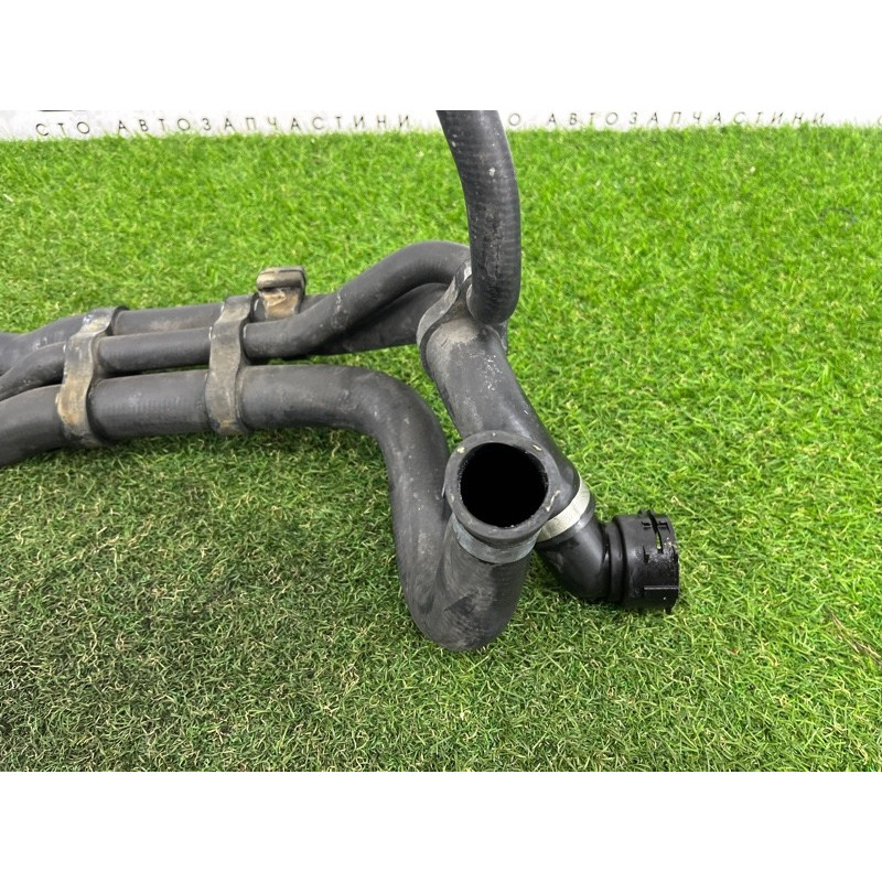 Патрубок (система охлаждения) Volkswagen Touareg FL 2015 3.6 7P6122101M