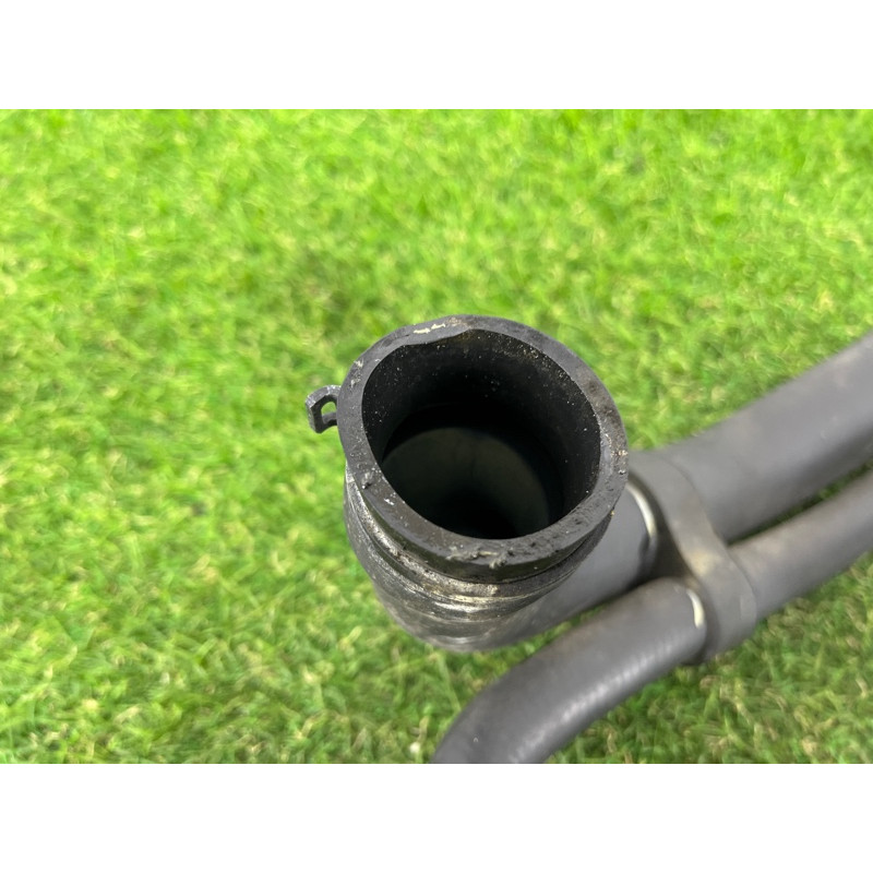 Патрубок (система охлаждения) Volkswagen Touareg FL 2015 3.6 7P6122101M