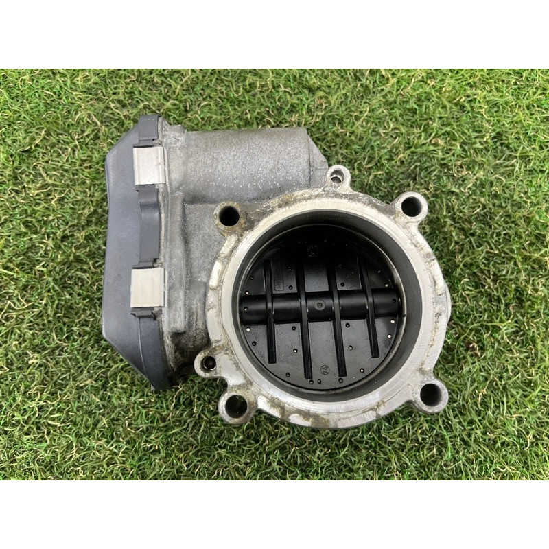 Дроссельная заслонка (электрика двигателя) Volkswagen Touareg FL 2015 3.6 03H133062C