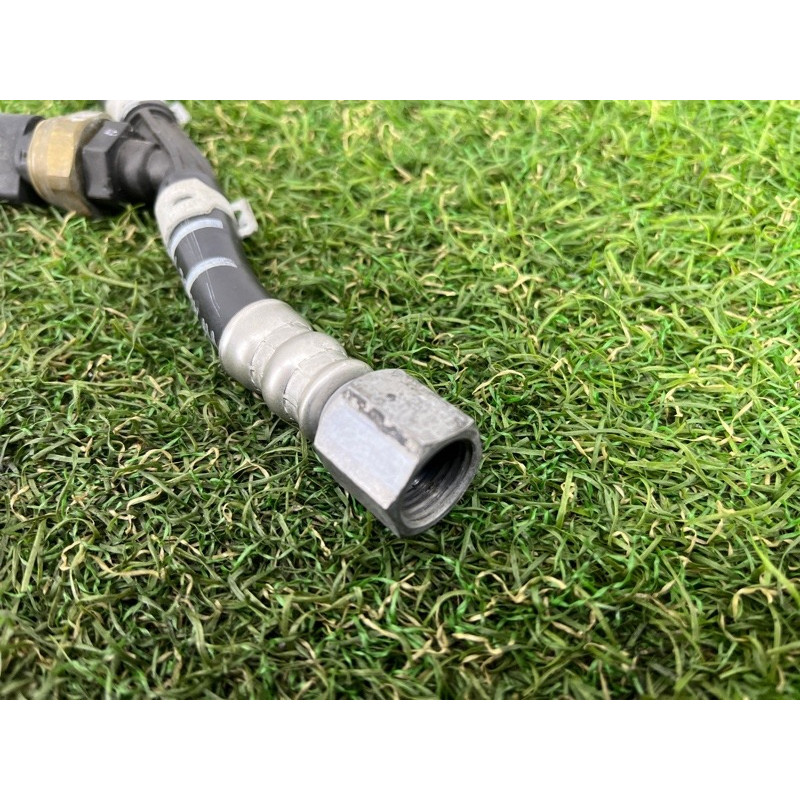 Шланг топливный (топливная система) Volkswagen Touareg FL 2015 3.6 7P6130295D