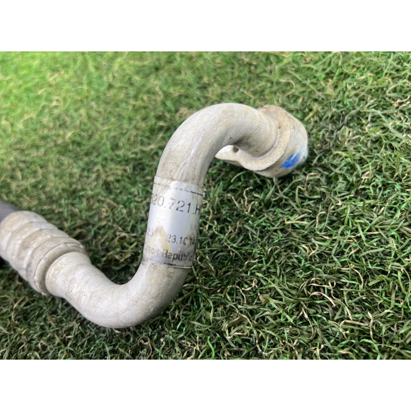 Трубка кондиционера (отопление и кондиционирование) Volkswagen Touareg FL 2015 3.6 7P0820721H