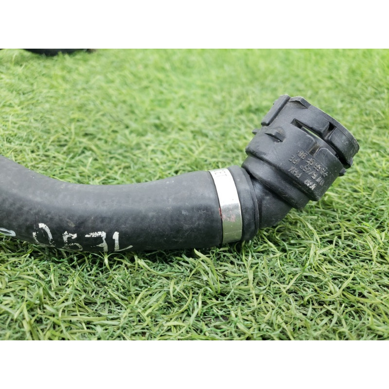 Патрубок (система охлаждения) BMW 3-series E90 2006 N46B20 64216928590